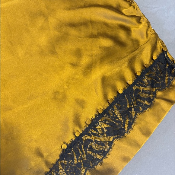 Victoria's Secret Skirt with Black Lace Detail - Picture 2 of 6